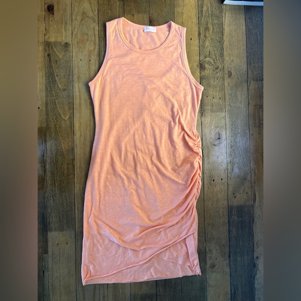PINK LILY Sleeveless peach Dress with rouching on the side lined - Picture 6 of 10